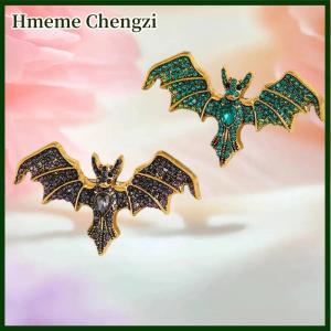 Hmeme Vintage Cute Devil Bat Brooches Women Coat Clothing Badges Jewelry Accessries Gifts