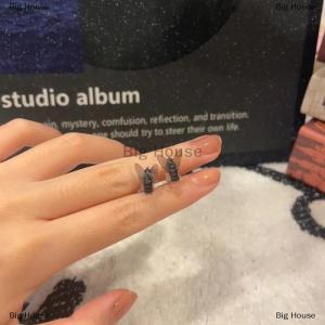 [COD] Big House ต่างหูรูปแมลงวันแนวนามธรรมที่สร้างสรรค์ใหม่สำหรับผู้หญิงต่างหูรูปแมลงวันจำลองแบบตลกสำหรับงานปาร์ตี้ของขวัญสำหรับเพื่อน