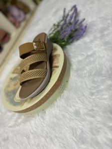 Stivela Besti 02 Sandal Fashion Trendi Wanita