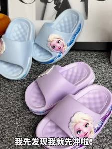 {READY STOCK} Summer Girls Sandals Non-Slip Soft Sole Princess Cartoon Indoor Bathing Girls Beach Sandals