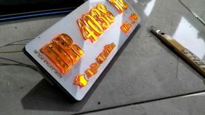 (1SET)PLAT AKRILIK LED TIMBUL GOLD MOTOR VARIASI