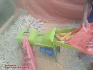 KHUNG MÁY TÁCH HẠT NGÔ CHƯA CÓ MÔ TƠ KHUNG CHẮC CHẮN