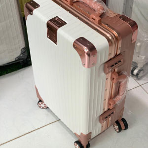 Vali Kéo Khung Nhôm Khóa Sập Nice Villa Chống Bể Vỡ Chống Trầy Xước