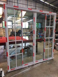 ขนาดกว้าง200/210/220/230/240/250ความสูง200cmลายตามรุปภาพสินค้าแบบสำเร็จรูปติดตั้งได้เลย ประตูบานเลื่อนกระจกอลูมิเนียม