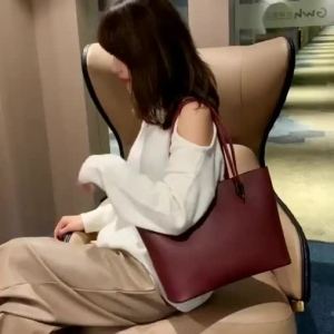 Hush Puppy New Stylish Simplicity Women Crossbody Bag Pu Leather Female Handbag Plain Lady Shoulder Bag