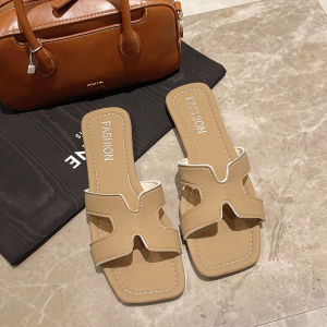 [Free Shipping] WomenS Flat Sandals For Summer 2025 New Indoor Flat Ins Cross-Strap Beach Slide Sandals For Women