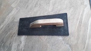 Bàn xoa nhựa đen cán gỗ  bàn xoa nhựa xanh  bàn chà nhám chuyên dùng cho thợ xây