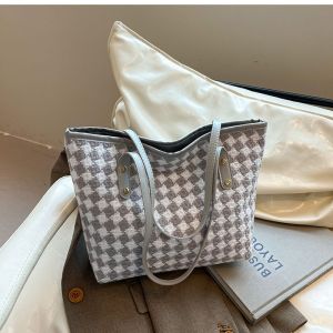 SEA YADOU  ฤดูร้อนใหม่แฟชั่นกระเป๋าโท้ททอความจุขนาดใหญ่การออกแบบสายคู่การเดินทางแบบสบายๆ