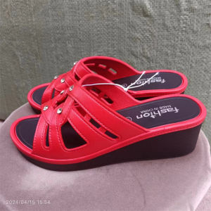 [Free Shipping] Womens Summer Home Slippers Thick-Soled Non-Slip Soft-Soled Wedge Heel Simple Waterproof Outdoor Slippers for Mothers