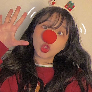 DSF Studio Christmas Tiara หมวกคริสต์มาสผู้หญิงผู้ใหญ่ ins ตกแต่งปาร์ตี้หมวกต้นคริสต์มาสบรรยากาศการถ่ายภาพอุปกรณ์ประกอบฉาก