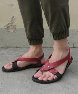 Sandal Tali Pria Borneo Black Bahan Karet Anti Licin Dan Tahan Lama