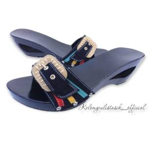 Sandal wanita Gesper wanita/ Sandal Kayu Gesper/ Sandal Pesta/ Sandal Cantik