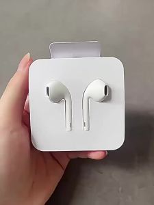 Suitable for wired headphones flat-head in-ear type wire-controlled Bluetooth noise reduction iphone Wired Headset type-c15