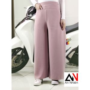 được chọn mẫu Quần chống nắng ống rộng có nút bấm