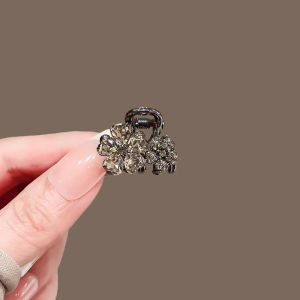 เครื่องประดับผมอัลลอยกิ๊บหนีบผมหน้าม้าของผู้หญิงแฟชั่นสไตล์เกาหลีประดับพลอยเทียมรูปดอกไม้ที่สวยงาม