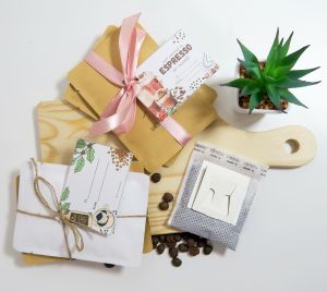Drip Coffee Souvenirs Tokens Giveaways Favors 12g per drip Classic and Flavored Blend with String or Ribbon & Customized Card Quality
