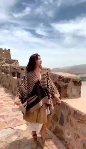 ผ้าคลุมไหล่กันหนาวสำหรับผู้หญิง ผ้าคลุมแยกสองในหนึ่งเดียว ป้องกันแสงแดดในฤดูร้อน ผ้าคลุมอบอุ่น