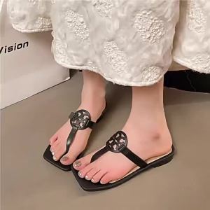 [Free Shipping] 2026 New Square-Toed Open-Toed Flip-Flops for Women Summer Outdoor Fashionable Versatile Casual Metal Buckle Niche Sandals
