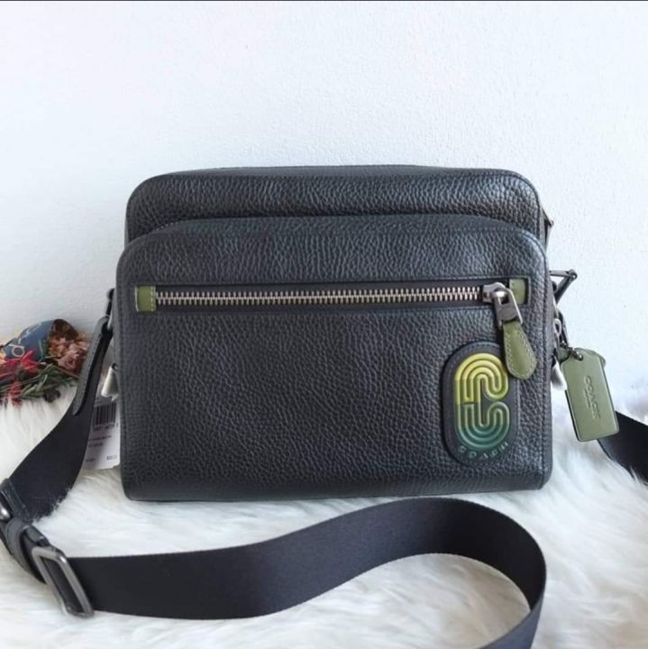 Coach pebble best sale leather camera bag