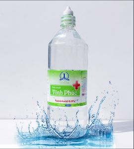 Nước muối sinh lý Vĩnh Phúc 500ml Natri clorid 09%