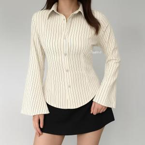 Luna Stripe Kemeja Wanita Fitted / Blus Wanita Stripe Elegan Lengan Panjang Bahan Semi Wol