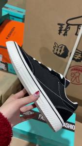 AU Giày vải nam 2026 Giày vải canvas mẫu mới mùa xuân phong cách casual dễ phối đồ thoáng khí thời trang sành điệu dành cho giới trẻ.