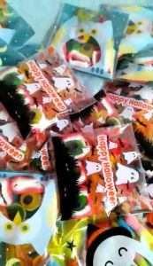 12 packs Halloween Trick or Treat Gummy candy assorted)