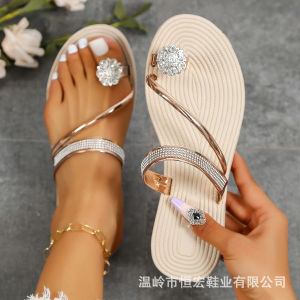 [Free Shipping] Plus-Size WomenS Slippers New Summer Styles Flat-Soled Non-Slip Beach Sandals Fashionable Toe-Covering Sandals With Rhinestone Embellishments