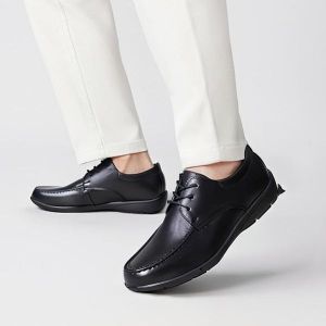 New Mens black shoes Korean style lace-up popular black shoes rubber non-slip black shoes Suitable for office work wear and can be worn in all seasons Waterproof black shoes 0105523