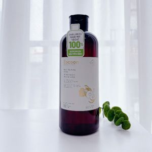 Nước Tẩy Trang Cocoon Bí Đao  Làm Sạch Dịu Nhẹ Winter Melon Micellar Water 1000ml - - Cải thiện độ ẩm da: Chứa chiết xuất rau má giúp cải thiện độ ẩm của da bằng cách tăng trạng thái hydrat hóa bề mặt da và hạn chế mất nước qua biểu bì.