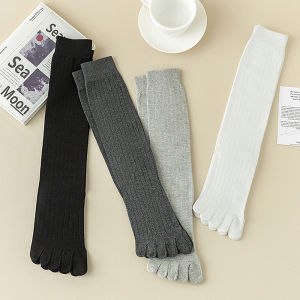 [haoh] ถุงเท้ายาวผ้าคอตตอนแบบเรียบง่ายสำหรับผู้ชายถุงเท้า5นิ้วระบายอากาศได้ดีสำหรับ4ฤดู