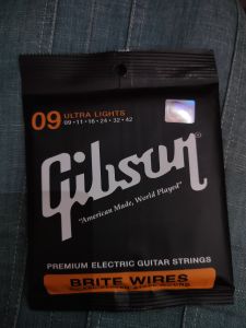 Gibson String สายกีต้าร์ โปร่ง ไฟฟ้า เคลือบ (แถมฟรี กระเป๋าAccessory)