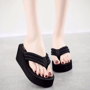 Korean Fashion Thick Sandals for Women Soft Beach Sandals with Anti-Slip Soles