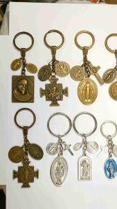 Medallia Milagrosa Divine Mercy St. Benedict St. Pio Miraculous Medals for Protection Against Evil