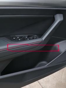 Kaly For Volkswagen Lavida 2018-2025 Car Door Slot Storage Leather Pad Cover Glove Storage Barrel Interior Storage H5K8Q
