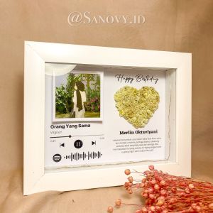 1520004 foto spotipy/Frame 3D/rekomendasi kado/KADO WISUDA/KADO GRADUATION/ KADO ULANG TAHUN