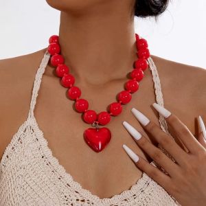 UUMIR ลูกปัดกลมพูดเกินจริง สร้อยคอจี้หัวใจ ปรับได้ปรับได้ งานทำมือ สร้อยคอแบบโซ่ แฟชั่นสำหรับผู้หญิง ของขวัญเครื่องประดับปาร์ตี้ สร้อยคอปกคอ สำหรับผู้หญิง