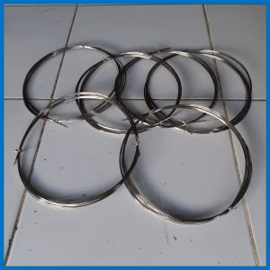 Pisau kawat pemotong kerupuk manual