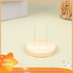 huhe รู้สึกว่าหัตถกรรมโพลิเมอร์ดินโครงการแสดงโครเชต์ amigurumi ยืนแสดงฐาน