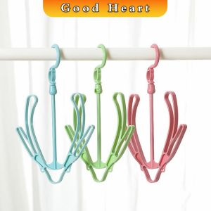 J.D. ไม้ห้อยรองเท้า ไม้แขวนตากรองเท้า ที่ตากรองเท้า รุ่นพลาสติก ขนาด 30*19 ซม คละ / Shoes Hangers