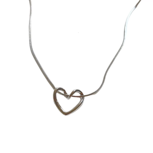 Simple Necklace Fashionable Heart Pendant Necklace Hollow Heart Neck Perfect for Youthful Couple or Close Friend