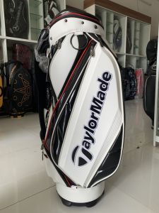 Túi đựng gậy golf Taylormade thân cứng da PU chắc chắn.
