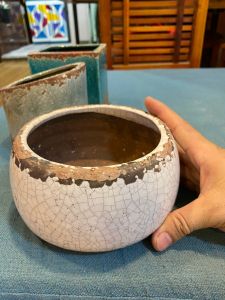 Chậu men sứ tròn vân nứt cổ điển - Size (Đường Kính x Cao) : 13.5 x 8.5 cm