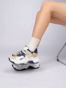 รองเท้าฮิตๆ2025ผู้หญิง รองเท้าผ้าใบพื้นหนาระบายอากาศได้ 5ซม.วัสดุ PU+ตาข่าย รองเท้าผ้าใบลำลอง ไซส์ 36-44 เหมาะสำหรับสวมใส่ทุกวัน