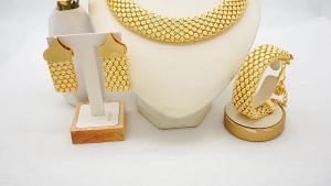 Vòng Cổ Ruby Cưới Vàng Sang Trọng Bộ Vòng Cổ Cô Dâu Dubai Vòng Cổ Vòng Tay Nhẫn Bông Tai Bộ Bốn Mảnh