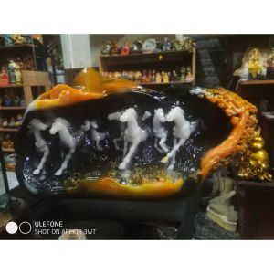 Siêu phẩm bát mã phong thủy tuyệt đẹp . bằng bột đá ngọc bích nhân tạo.