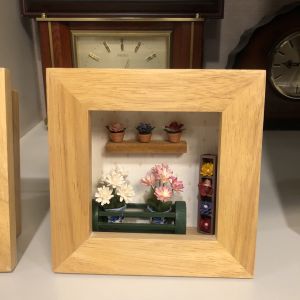 ตกแต่งผนังห้อง ของจิ๋ว กรอบรูปสไตล์วินเทจ ของตกแต่งผนังห้อง และเป็นกรอบไม้