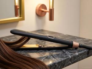 EpSA Titanium Aluminum Hair Straightener 1024A