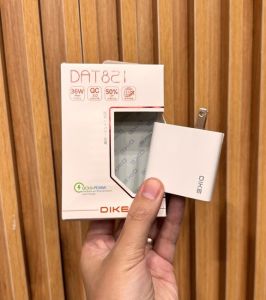 Củ sạc nhanh 36W hãng DIKE DAT821 2 cổng Type-C + USB-A QC 3.0 sạc được Macbook