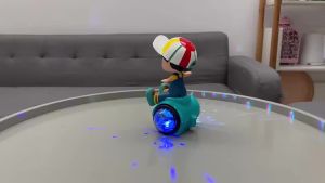 The same model of electric universal stunt spinning balance car toy for boys with music lights and figurines